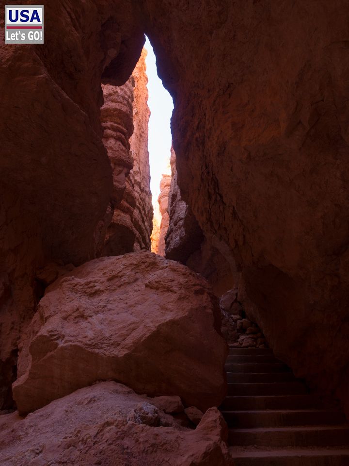 Navajo Trail Wall Street