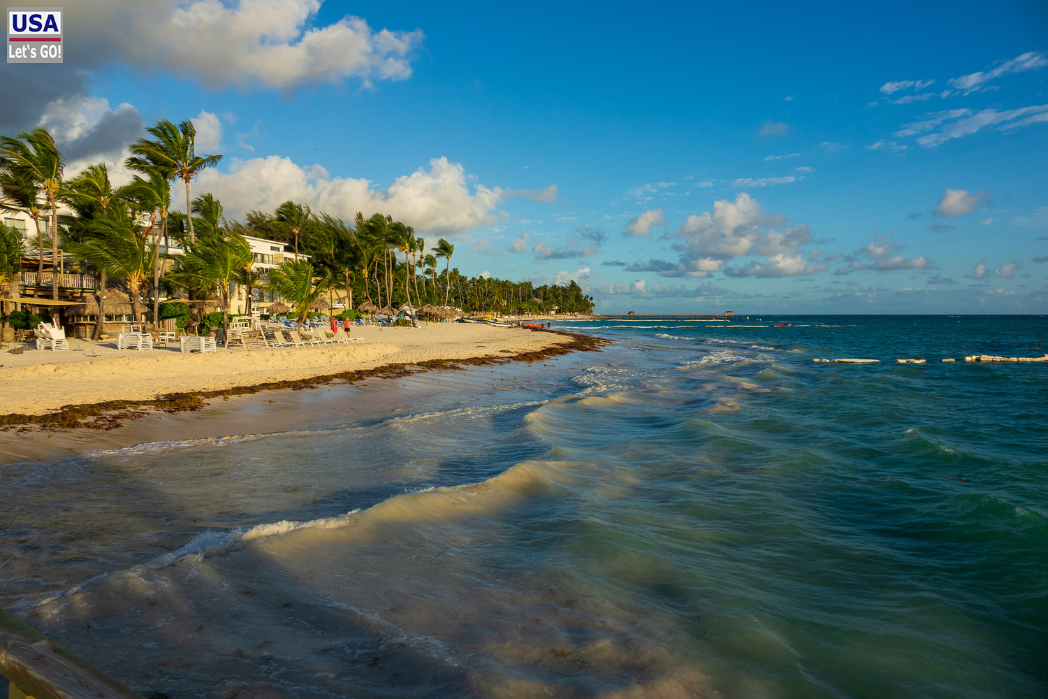 Blick vom Pier auf die K&uuml;ste von Bavaro