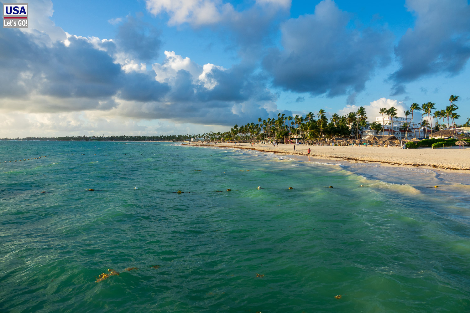Blick vom Pier auf die K&uuml;ste von Bavaro