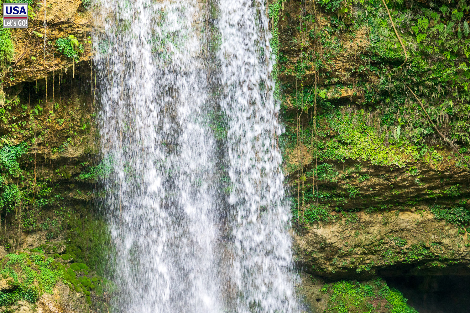 Am Wasserfall Salto de Socoa
