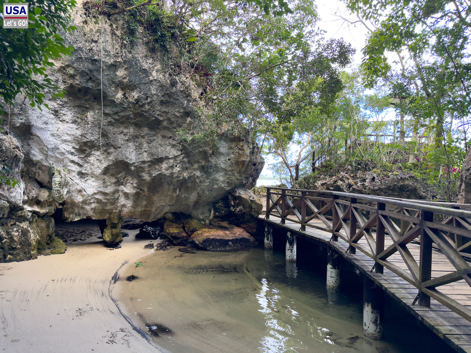 Boardwalk im Nationalpark Los Haitises