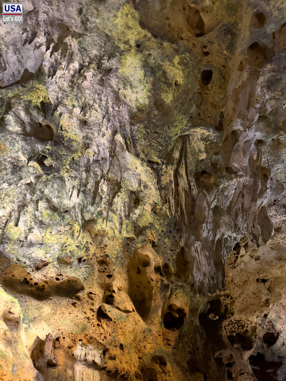 Tropfsteine und Felszeichnungen in der Cueva de las Maravillas