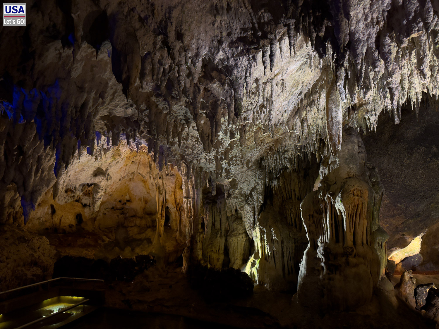 Tropfsteine und Felszeichnungen in der Cueva de las Maravillas