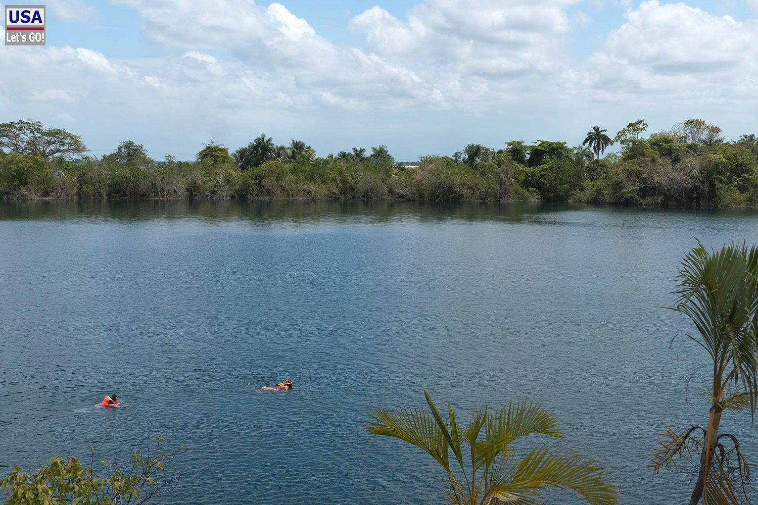 Cenote Azul