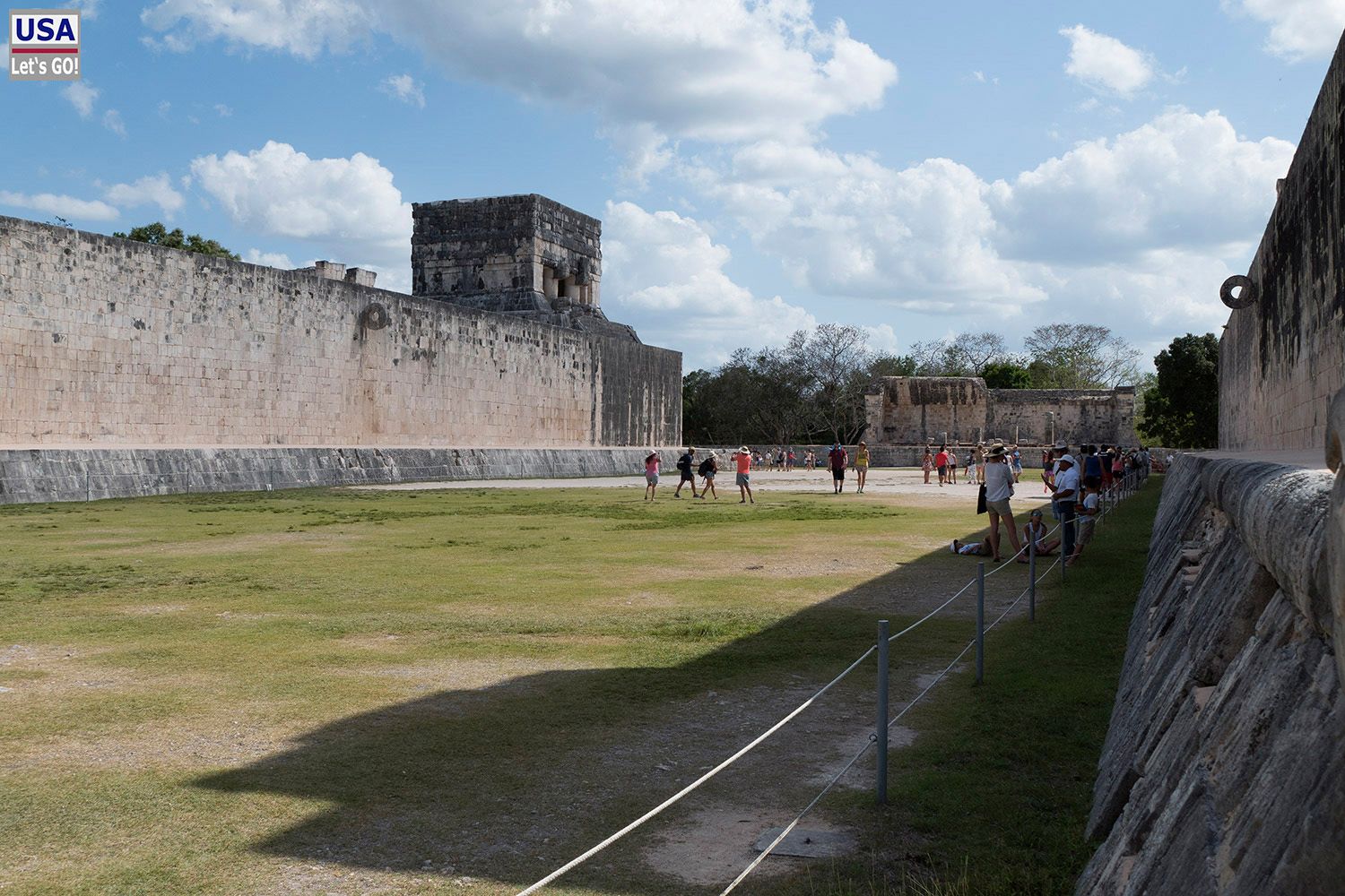 Chichen Itza Templo de las Aguilas y los Jaguares
