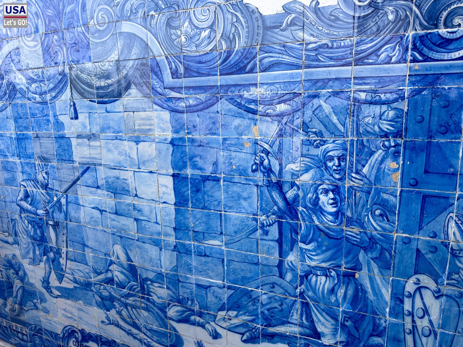 Blau-weißes Azulejo-Wandbild am Miradouro de Santa Luzia