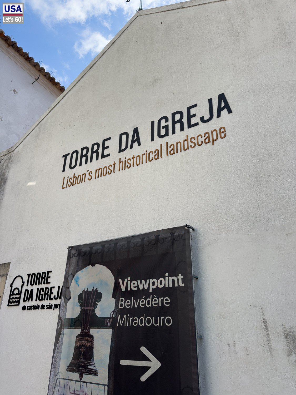 Schild des Aussichtspunkts Torre da Igreja in der Alfama