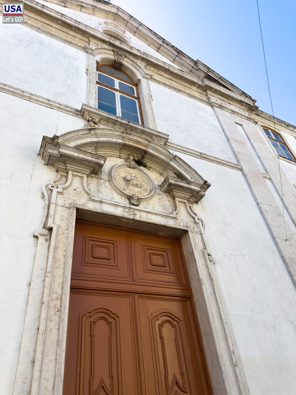Barockes Kirchenportal in der Altstadt