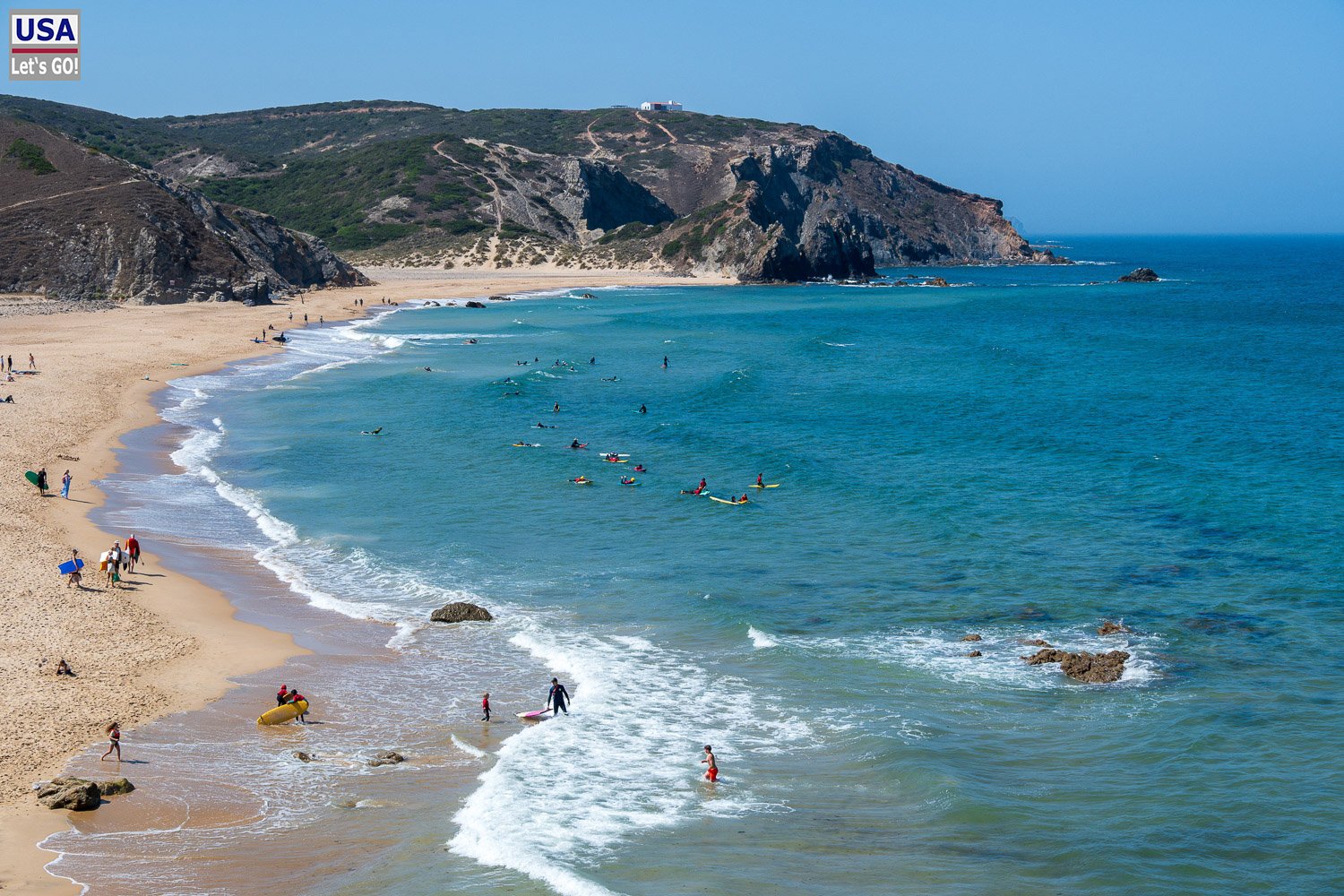 Bucht der Praia do Amado von oben