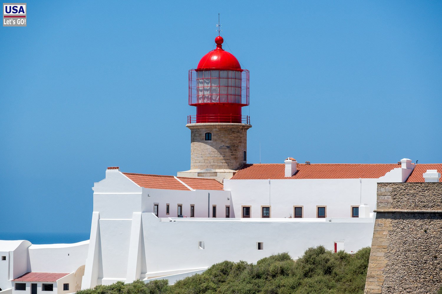 Leuchtturm und Gebäude am Cabo de São Vicente