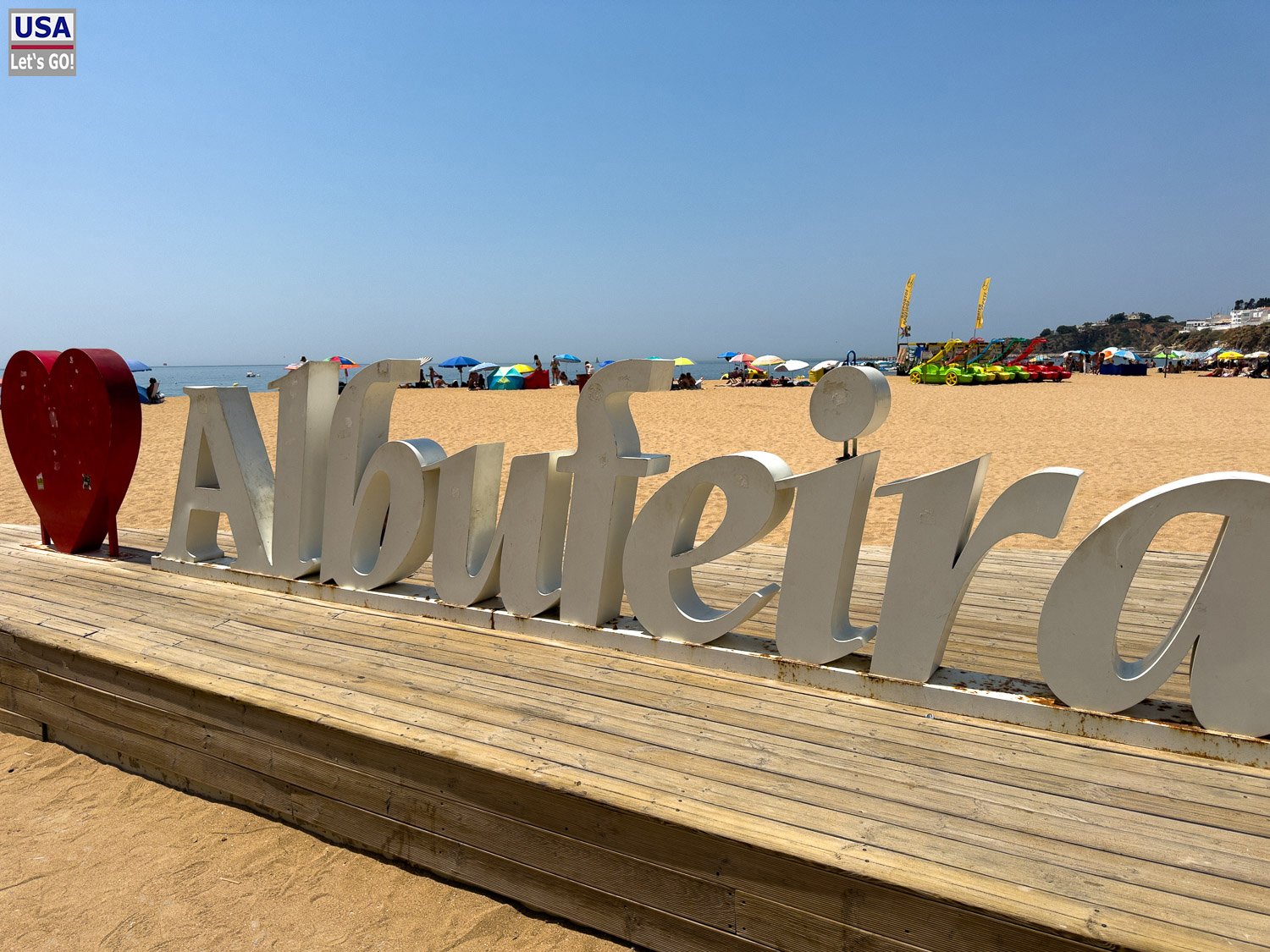 Albufeira-Schriftzug am Strand