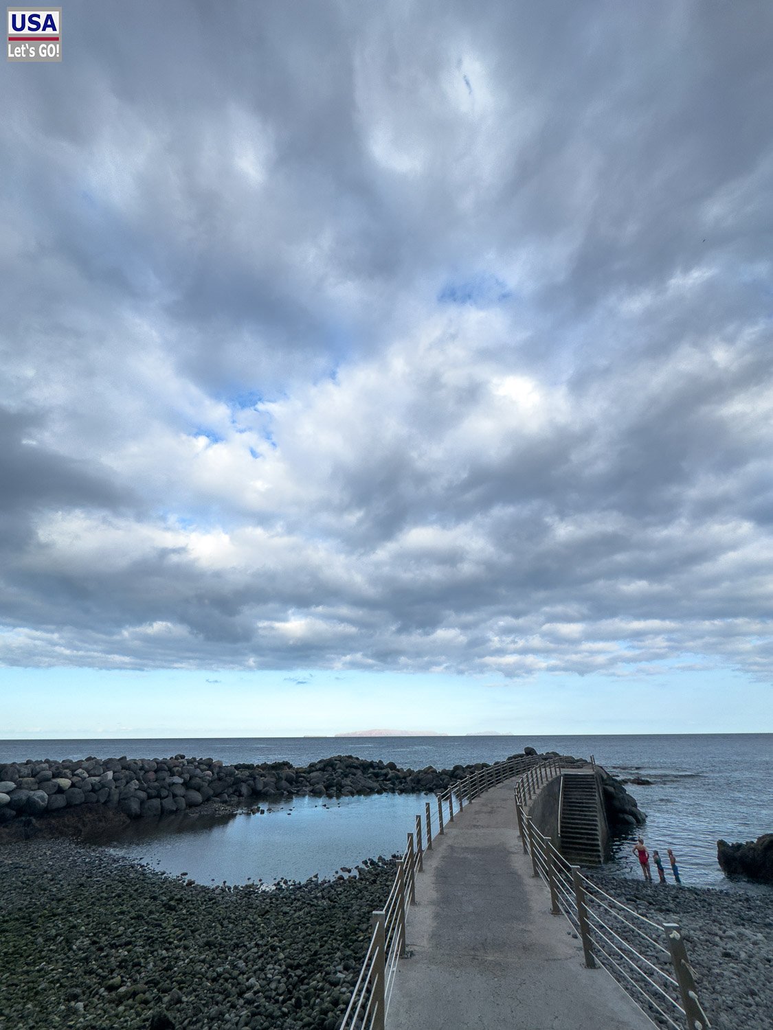 Steg an der Promenade von Reis Magos
