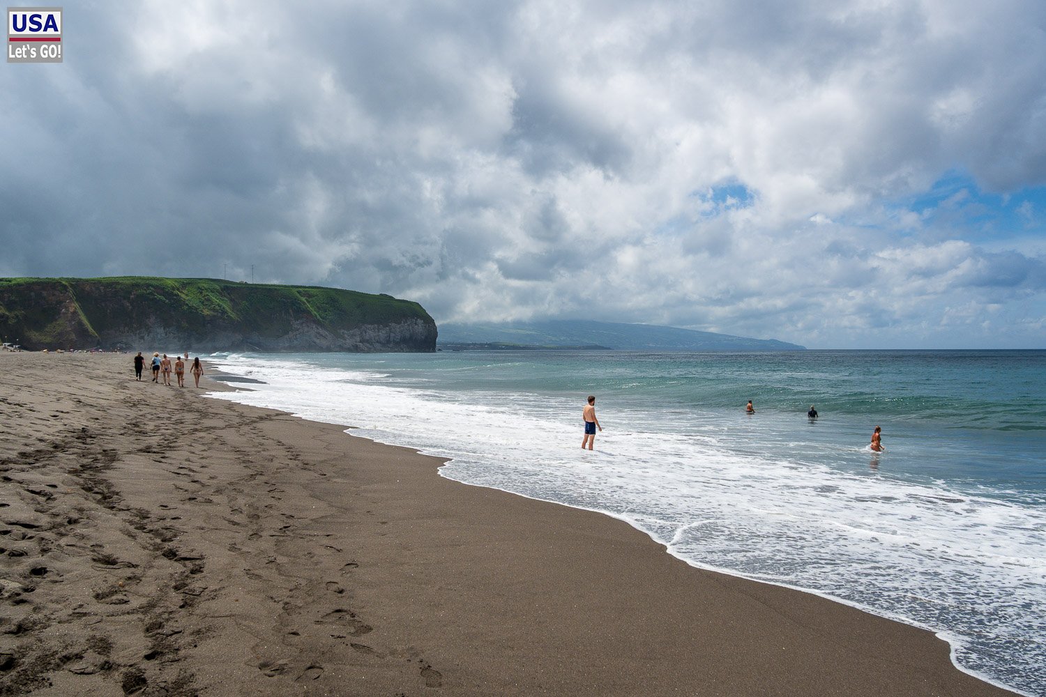 Brandung am Strand Areal de Santa Bárbara