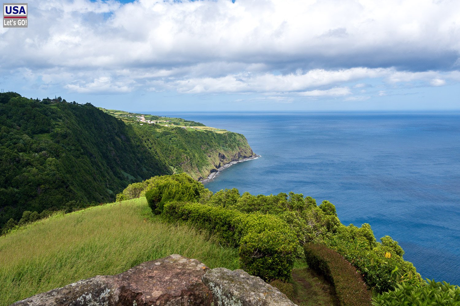 Steilküste an der Nordostspitze von São Miguel