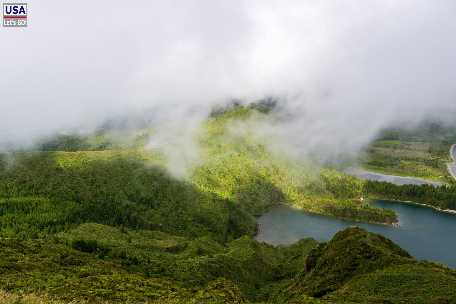 Wolken über dem Lagoa do Fogo