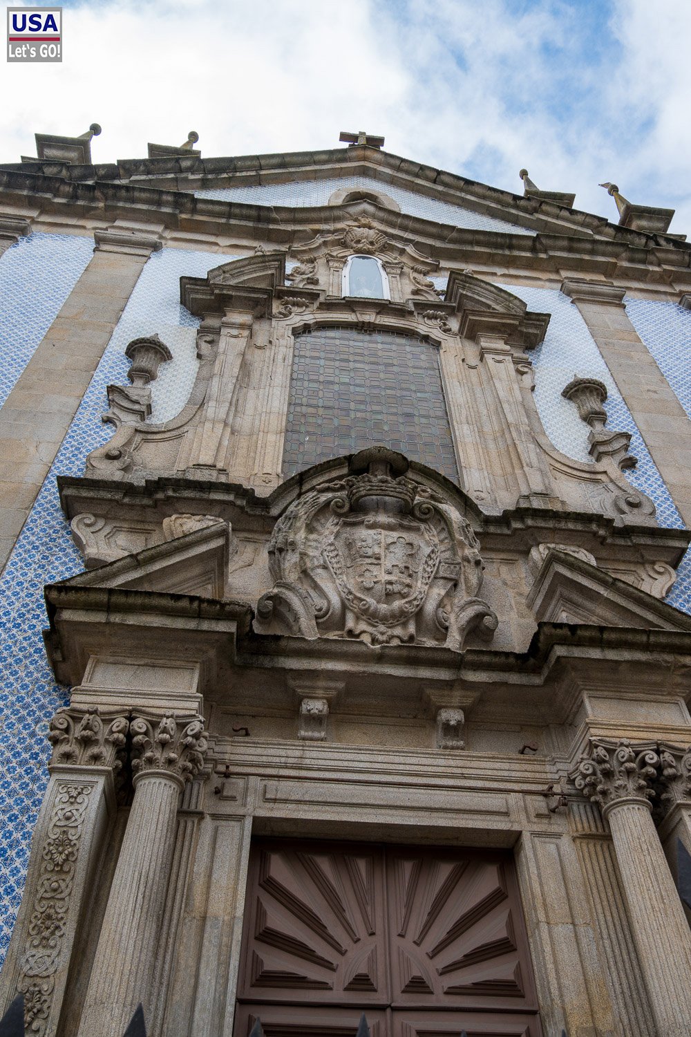 Barockes Portal der Igreja da Ordem de São Francisco