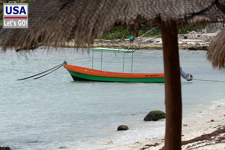 Half Moon Bay Akumal