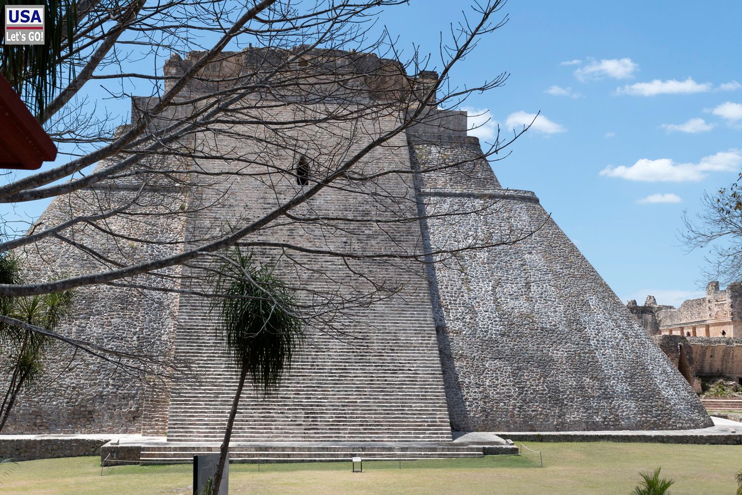 Uxmal Pirámide del Adivino